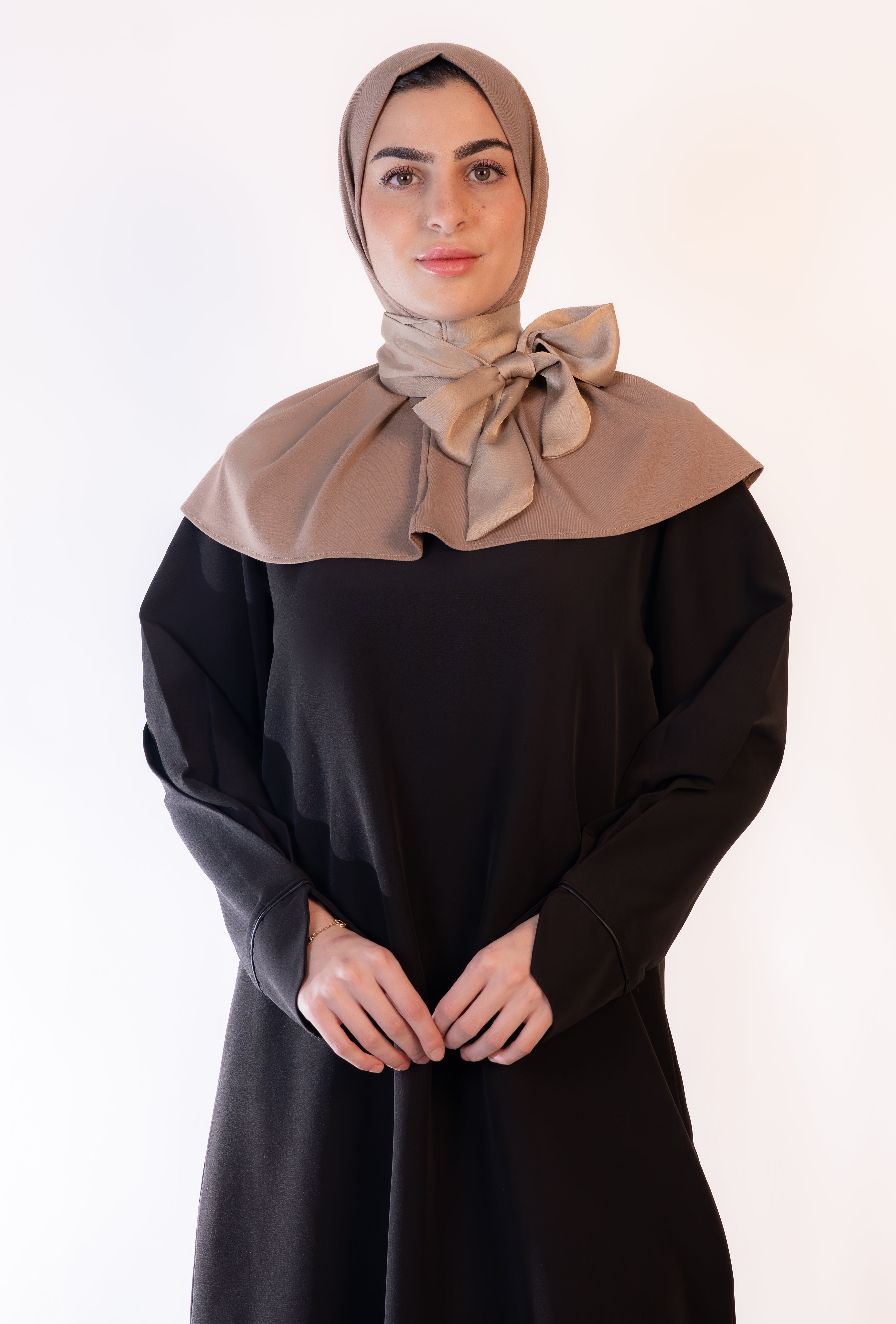 The Bow Hijab- Élégance Sable