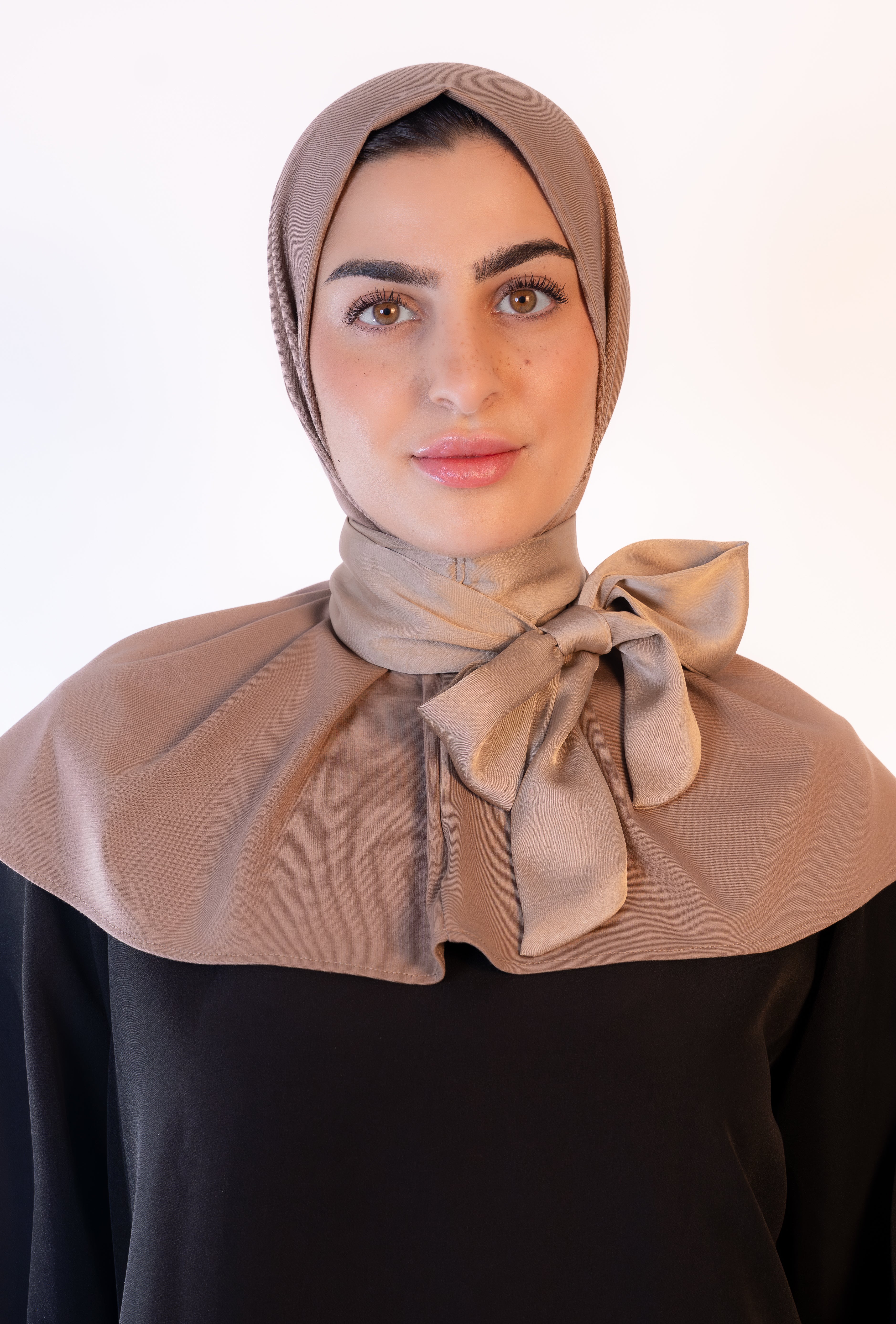 The Bow Hijab- Élégance Sable