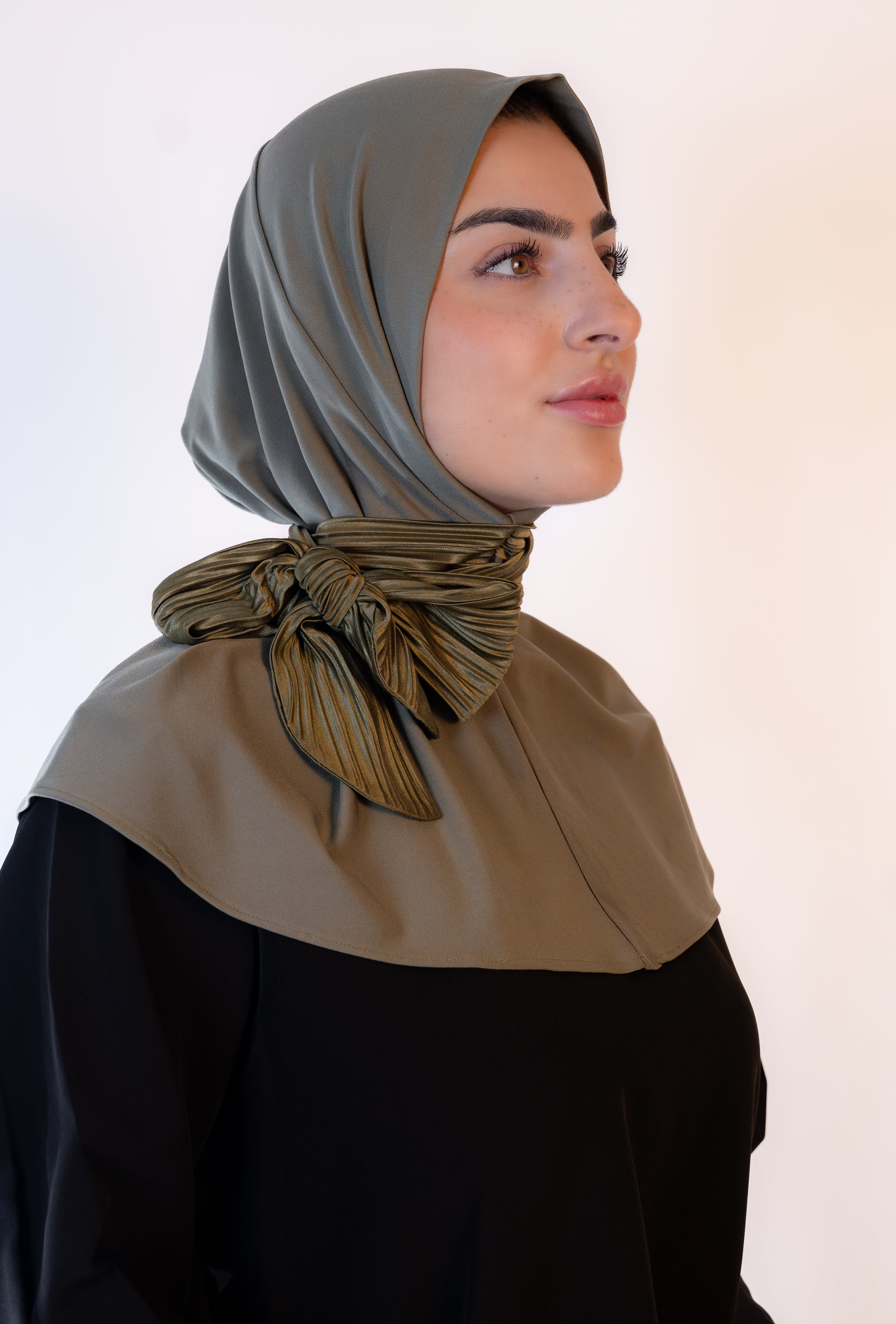 The Bow Hijab- Olive Lumière