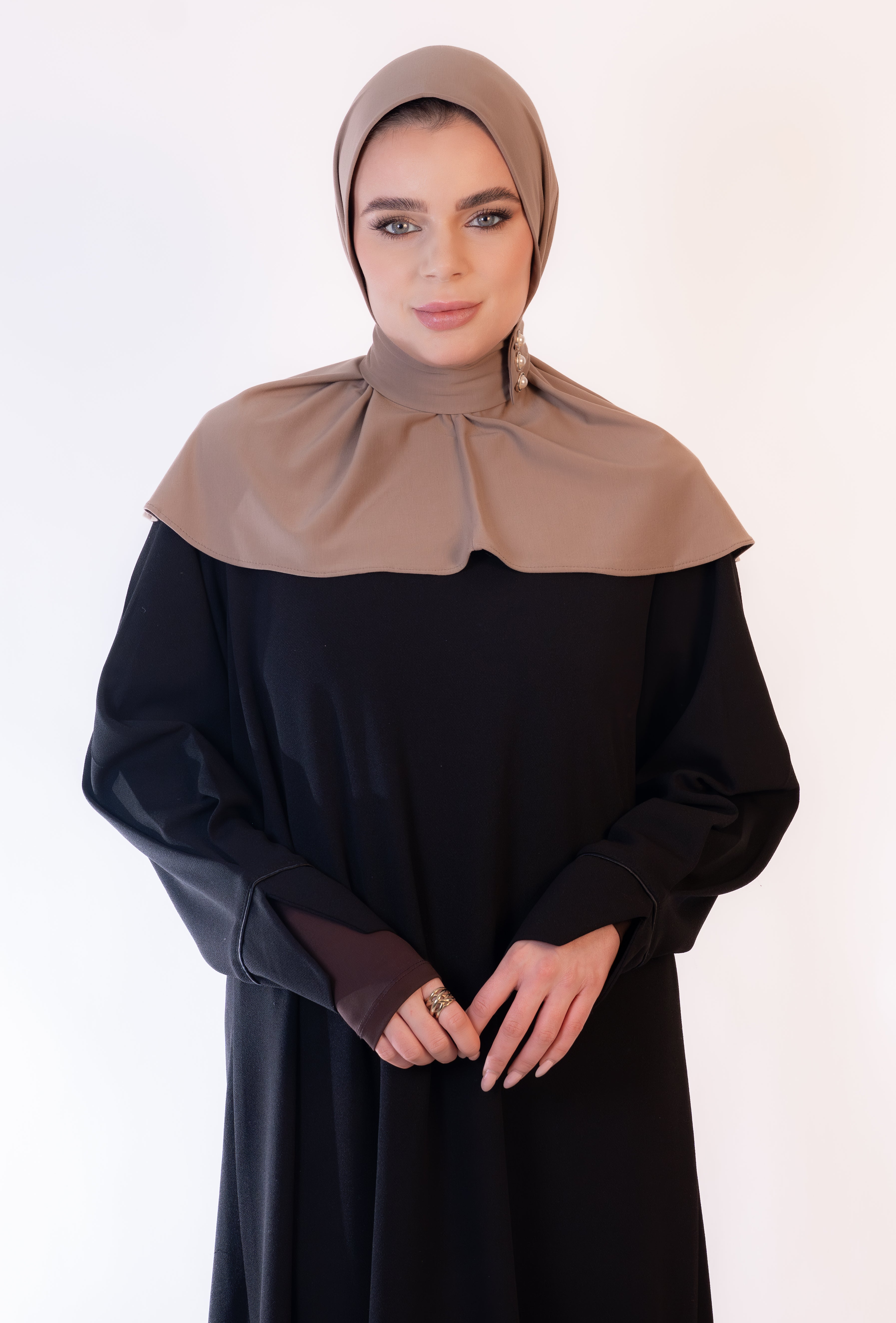 The Collar Hijab- Élégance Sable