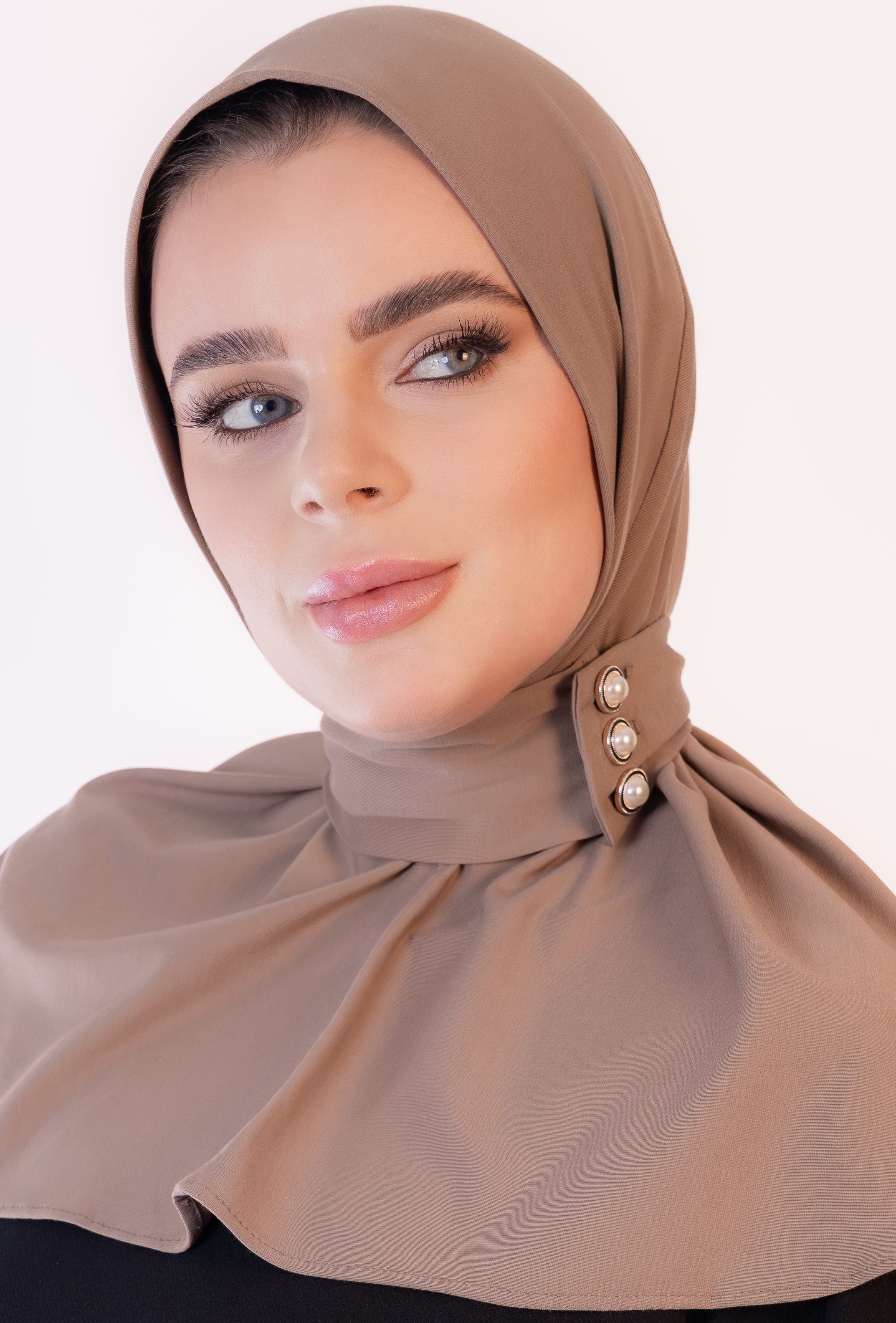 The Collar Hijab- Élégance Sable