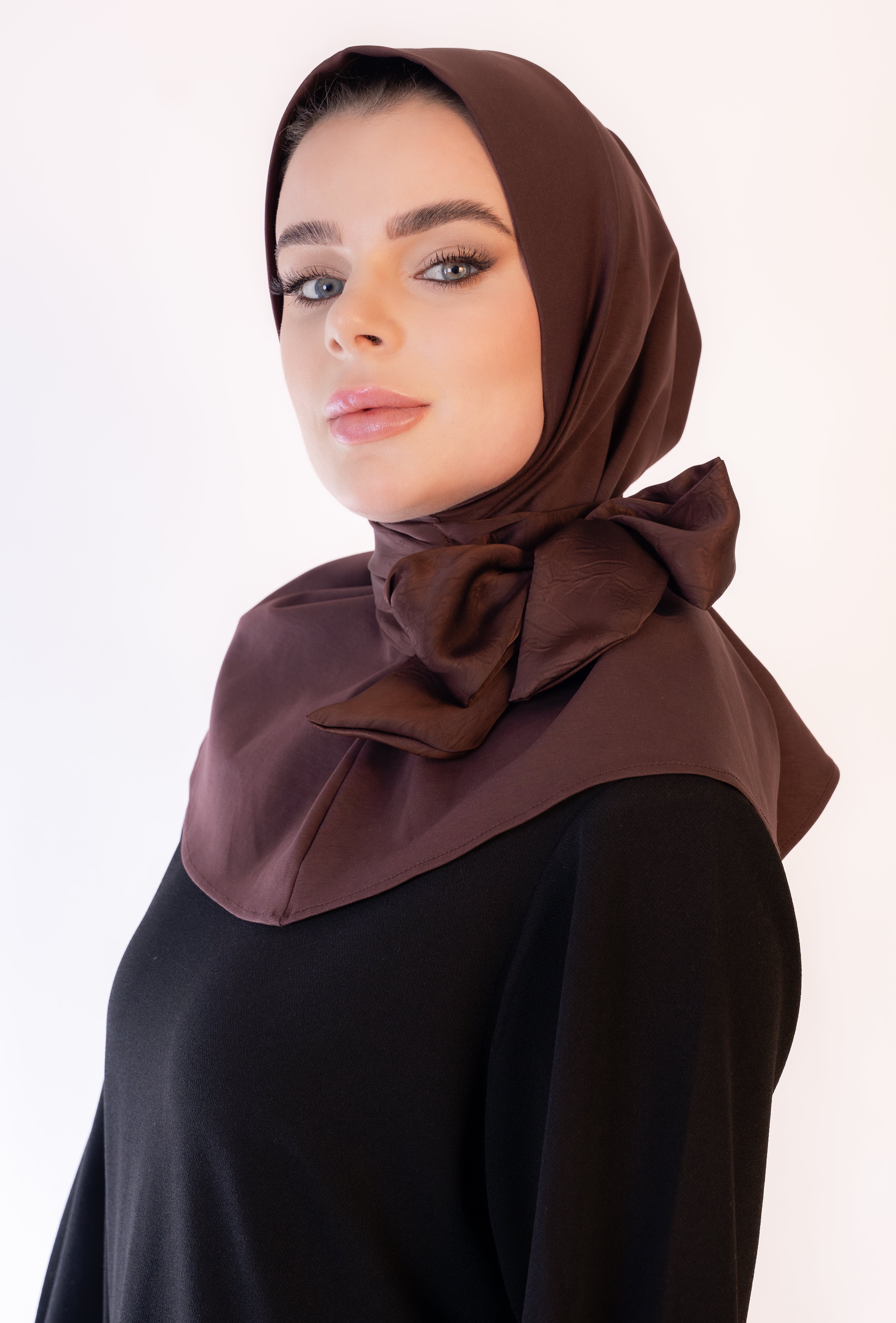 The Bow Hijab- Noir Cacao