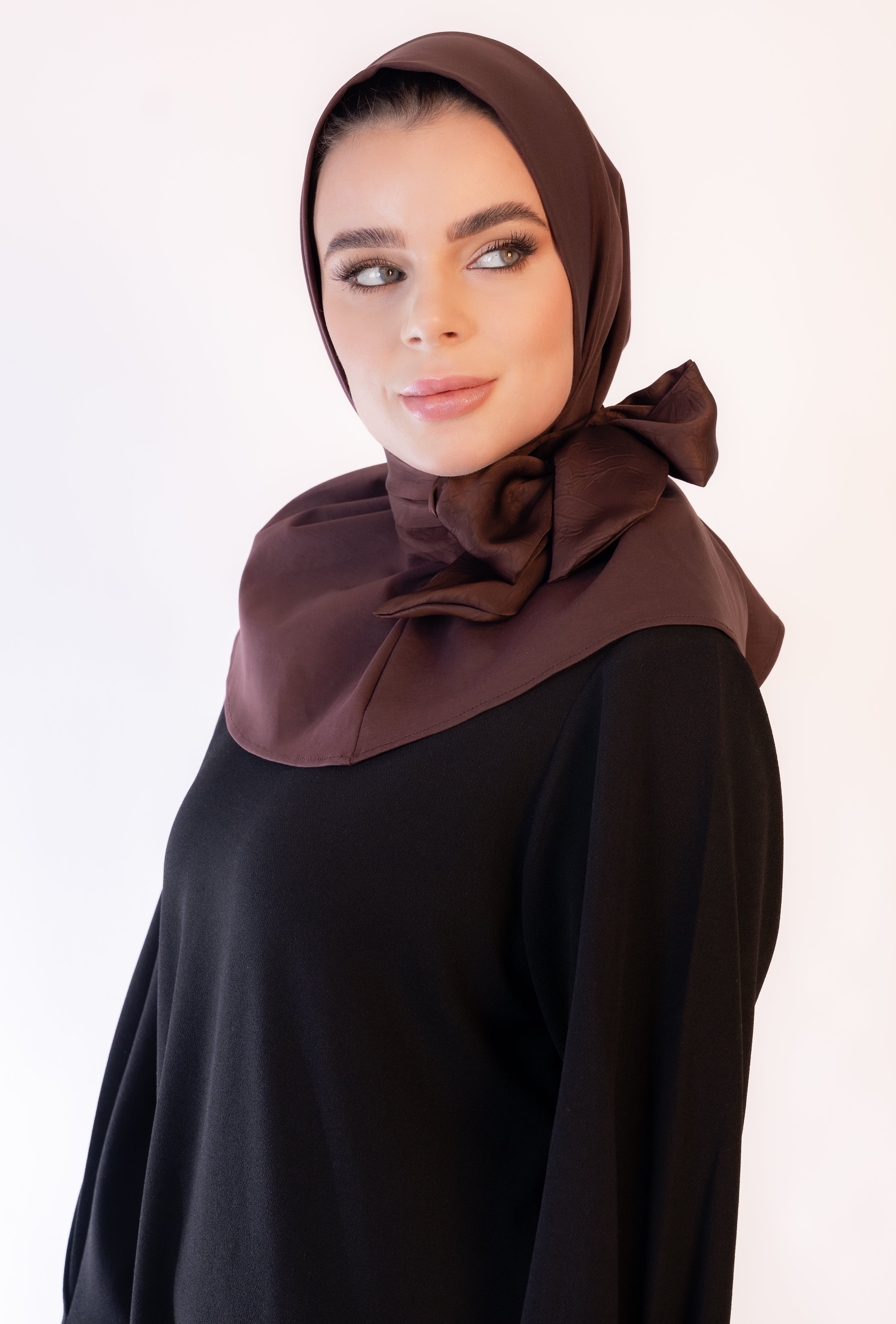 The Bow Hijab- Noir Cacao