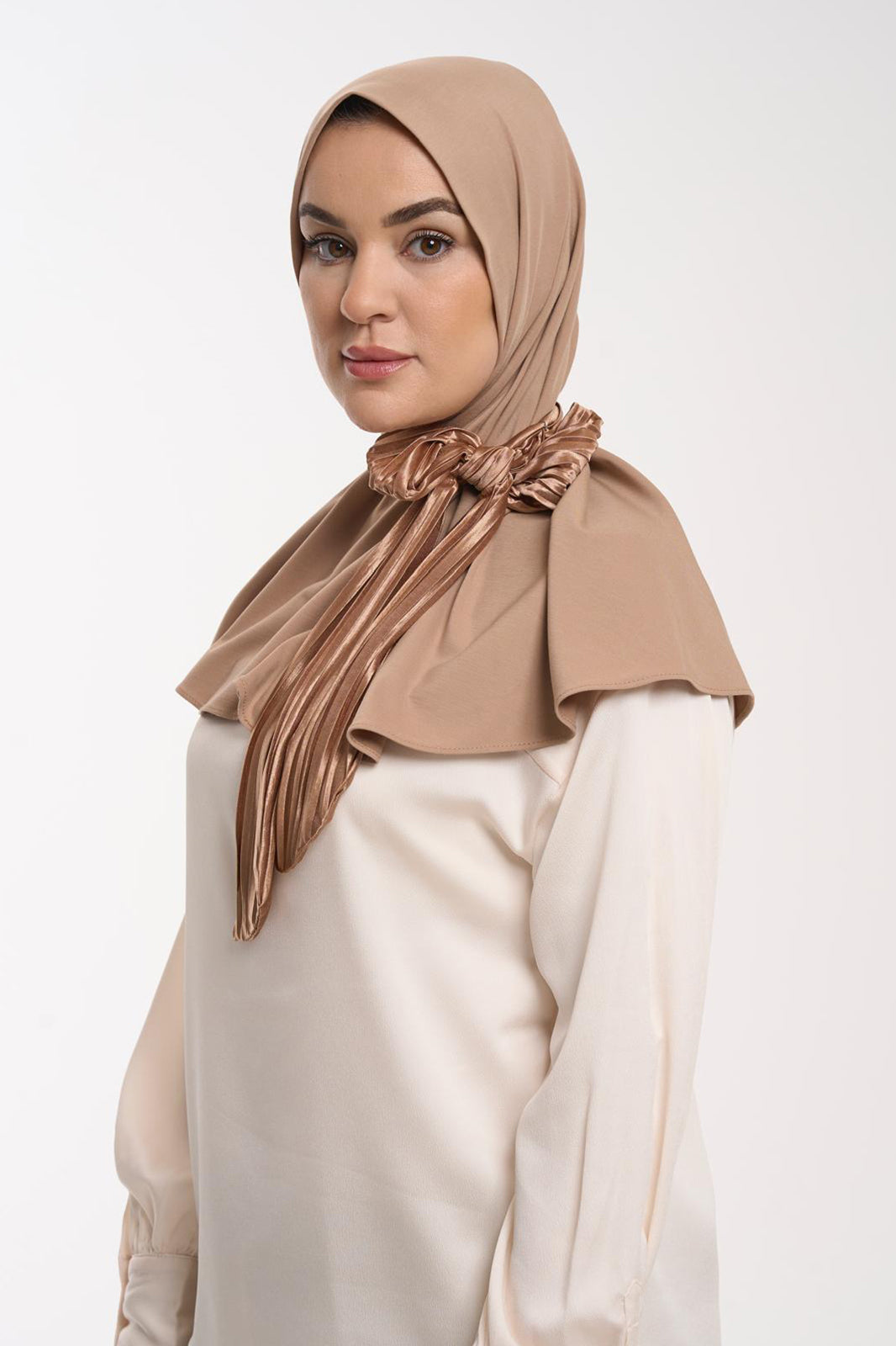 The Bow Hijab - Burnt Caramel