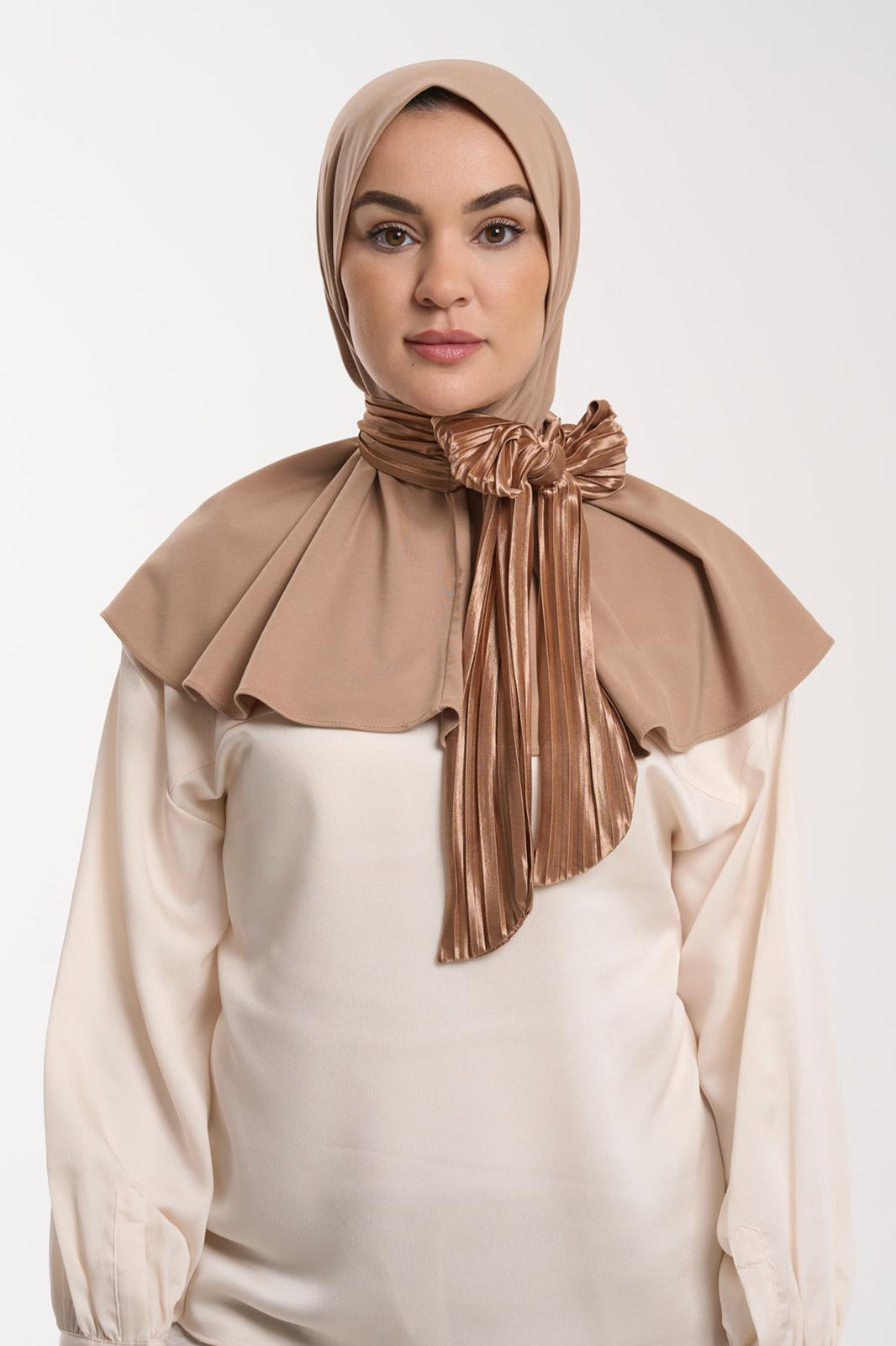 The Bow Hijab - Burnt Caramel