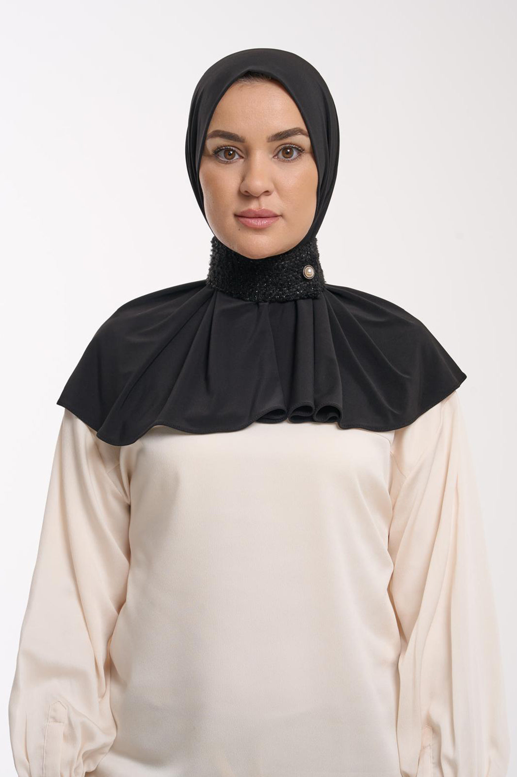 The Collar Hijab - Noir Chic