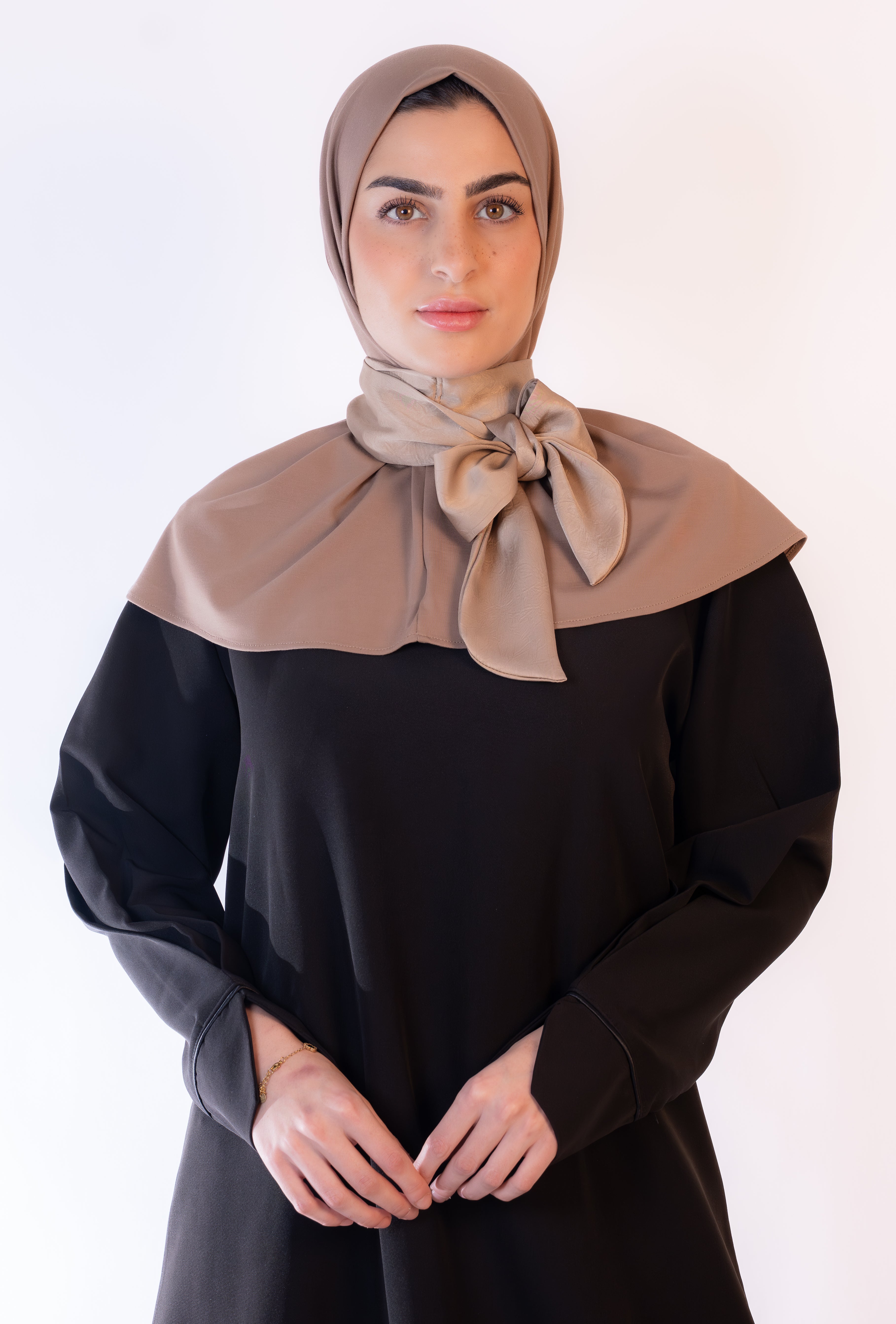 The Bow Hijab- Élégance Sable