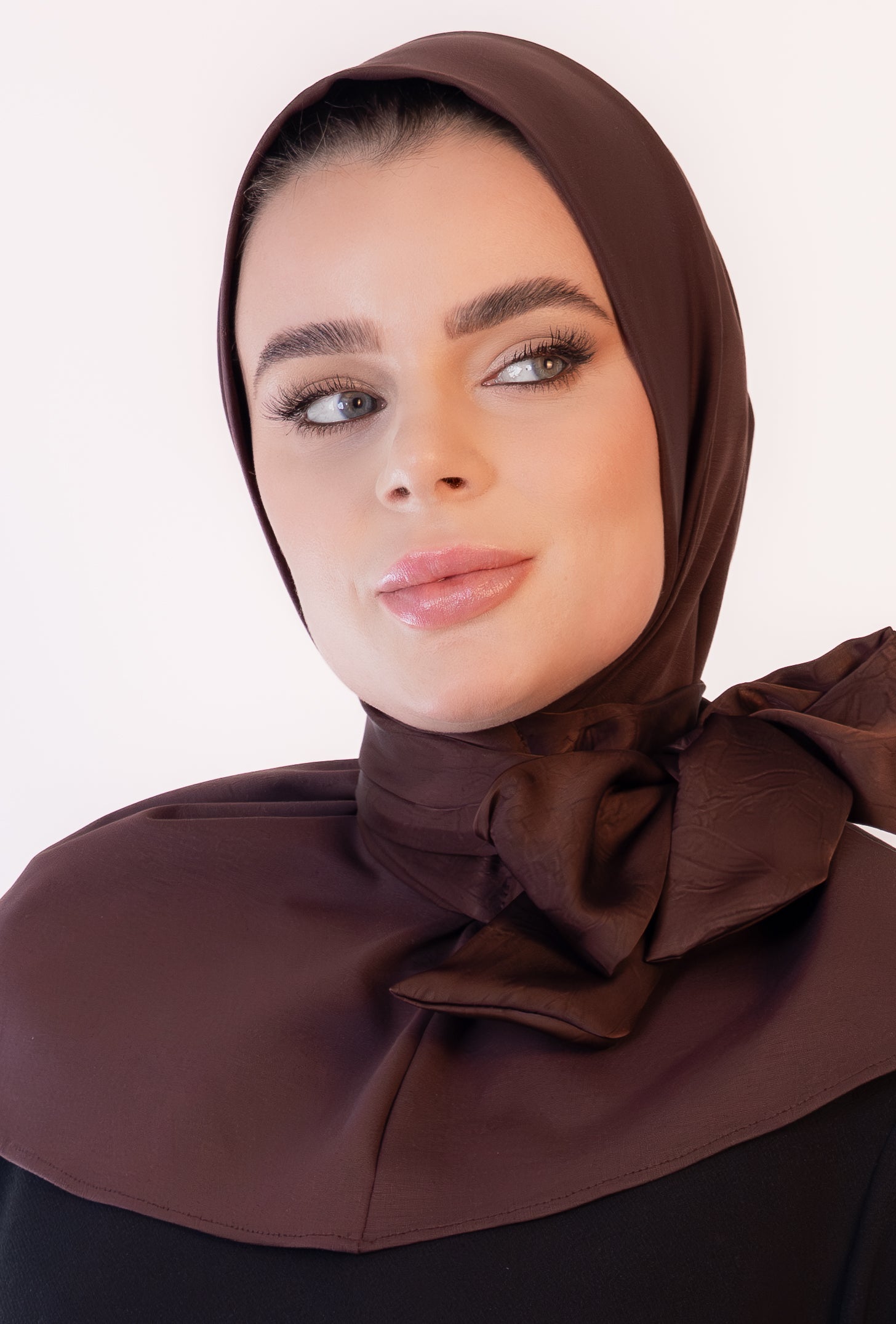 The Bow Hijab- Noir Cacao